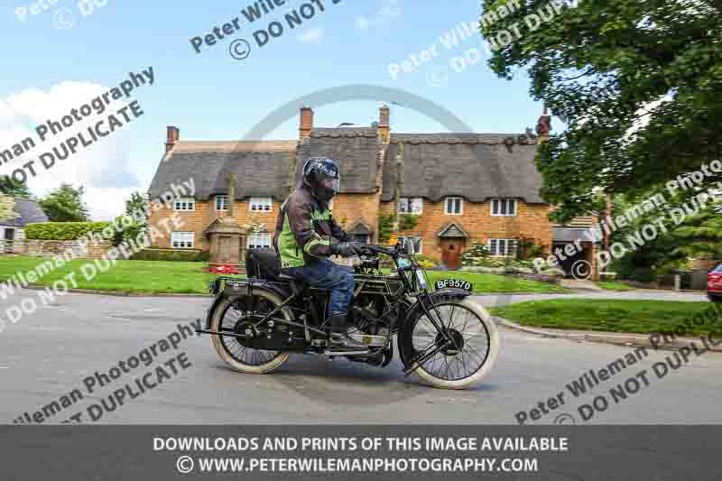 Vintage motorcycle club;eventdigitalimages;no limits trackdays;peter wileman photography;vintage motocycles;vmcc banbury run photographs